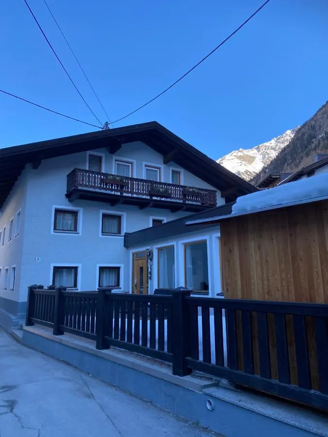 Ferienhaus Chalet Prantl Soelden Österreich